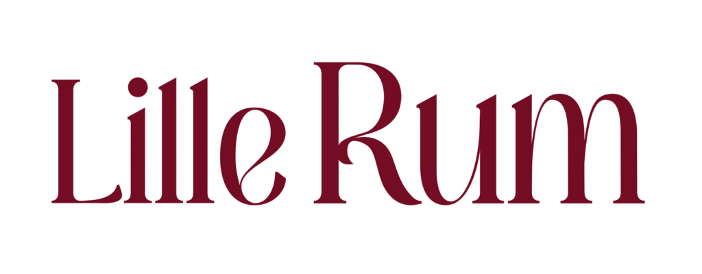 LilleRum logo. Udbyder ammevejledning i Holbæk, Roskilde, Kalundborg samt i resten af Vestsjælland.